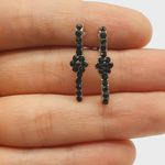 Brinco Ear Hook Flor Prata Preto 