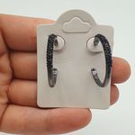Argola Grafite Strass Preto 
