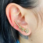 Kit De Brinco Ear Cuff e Mini Brinco Dourado 