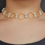 Colar Dourado Aros e Pérolas 