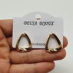 Brinco Triângulo Dourado 