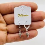 Mini Argola Folheada a Prata Cruz 