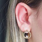 Brinco Oval Dourado 