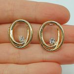 Brinco Oval Dourado 