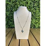 Colar Corrente Feminino Cor Prata Detalhe Esmaltado com Regulagem