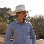Chapéu Arizona Country Aba 12 Branco Bandinha de Couro 