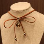Choker Feminina Chapéu Cor Caramelo