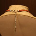 Choker Feminina Nossa Senhora Cor Caramelo 