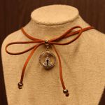 Choker Feminina Nossa Senhora Cor Caramelo 