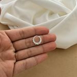 PIERCING ARGOLINHA COM FILEIRA DE ZIRCÔNIA E MINI BOLINHAS LISAS 