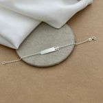PULSEIRA INFANTIL PLAQUINHA COM BORBOLETA VAZADA