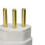 PINO PLUG MACHO ROBUSTO COM TERRA 20A
