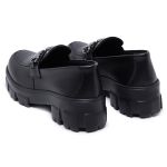 Mocassim Feminino Preto Couro Confort Sola Tratorada Moderno Strak