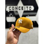 Boné New Era Mostarda/Branco