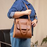 Bolsa Transversal Mochila Feminina Couro Legítimo Caramelo