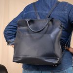 Bolsa Transversal , Mochila e Bolsa de Ombro 3 em 1 em Couro Legítimo - Azul Marinho