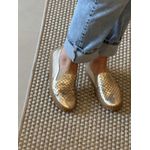 Tênis Cs Shoes Com Detalhe de Costura No Solado Dourado 2609