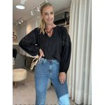 Blusa De Mangas Longas Bufantes Com Bordados E Amarração Preto 0505