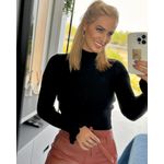 Blusa Cropped Em Tricô Com Detalhe Babado Preto