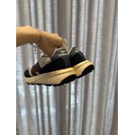 Tênis New Balance 370v1 Marinho/Nude 1302