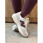 Tênis New Balance 370v1 Bordo 