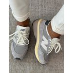 Tênis New Balance 370v1 Cinza 
