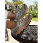 Tênis New Balance Fresh Foam Garoé v2 Verde Oliva 
