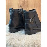 Bota De Couro CS Shoes Com Salto E Fivela Preto