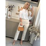 Blusa Morena Rosa Decote Canoa Manga Curta Abertura Ombro Off White