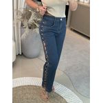Calça Morena Rosa Reta Confort Bianca Cós Intermediário Detalhe Tachas Jeans