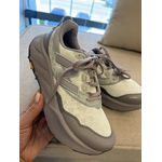 Tênis New Balance Hierro V9 Bege Claro/Cinza 2012