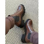 Bota Coturno Chelsea Tratorada Couro Verniz Marrom 
