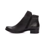 Bota Feminina Santo Charme em couro preto cano baixo R14003.