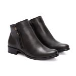 Bota Feminina Santo Charme em couro preto cano baixo R14003.