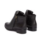 Bota Feminina Santo Charme em couro preto cano baixo R14003.