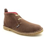 Bota Camping Chocolate em couro legitimo com solado crepe em borracha látex.