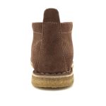 Bota Camping Chocolate em couro legitimo com solado crepe em borracha látex.