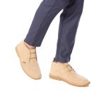 Bota Camping Taupe em couro legitimo com solado crepe em borracha látex.