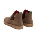 Bota Chelsea Masculina couro camurça rato, solado látex palmilha anatômica.