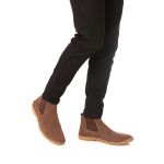 Bota Chelsea Masculina couro chocolate, solado em látex e palmilha anatômica.