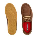 Sapato London Clássico em couro chocolate, solado crepe em látex e palmilha anatômica.