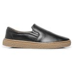 Sapato Slip-On preto, solado borracha ambar e palmilha anatômica.