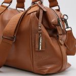Bolsa grande ombro e transversal CARAMELO com alça em gorgurão REF:DM-24G