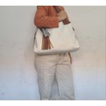 Bolsa grande ombro Couro Legitimo off white com alças caramelo ref:DM-14