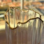 Vaso de Vidro com Detalhe em Ouro