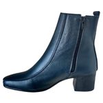 Bota em Couro Azul Marinho c/ Salto