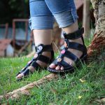 Avarca Em Couro Preto