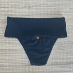 Hot Pants Pala Alta Preto Textura
