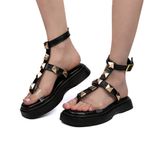 Papete Feminina Flatform com Spikes e Vinil Napa Preta