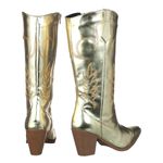 Bota Feminina Western Cano Longo com Bordado Napa Metalizada Dourada